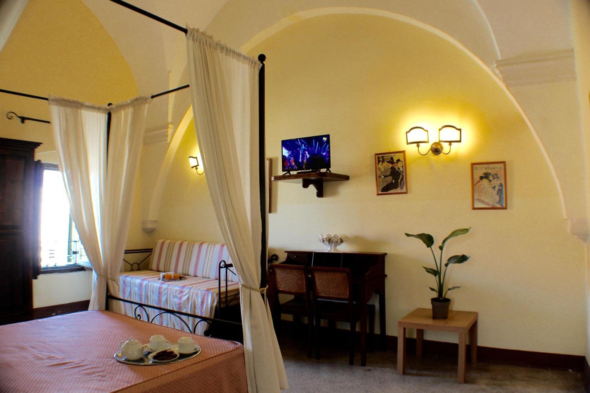 ガリポリ Palazzo Senape De Pace Bed & Breakfast エクステリア 写真